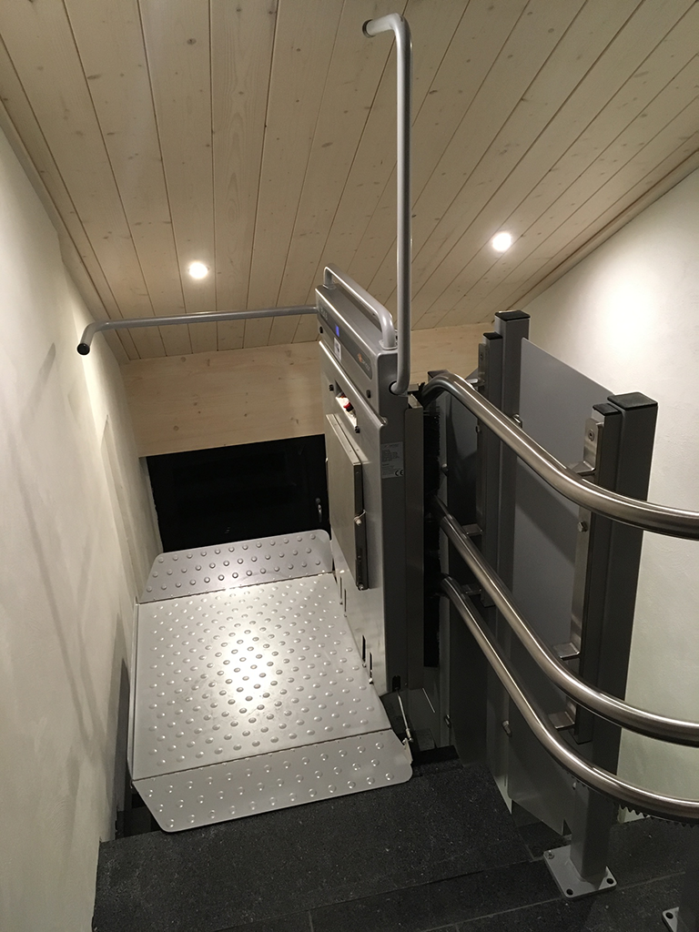 Plattformlift für barrierefreien Zugang